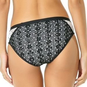 NEW Crochet Bikini Bottom black and white